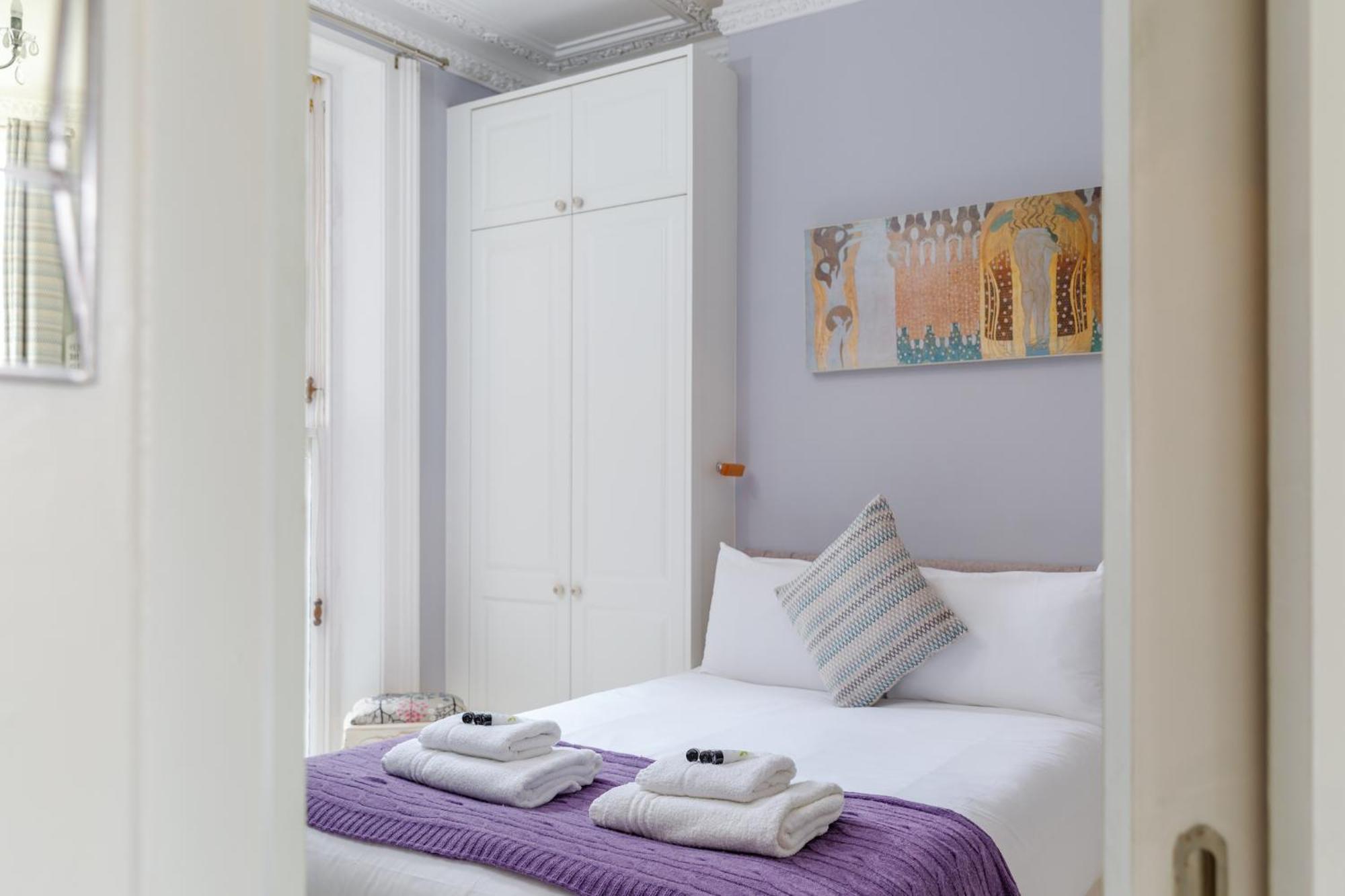 Central Hove Flat W Large Garden Екстер'єр фото